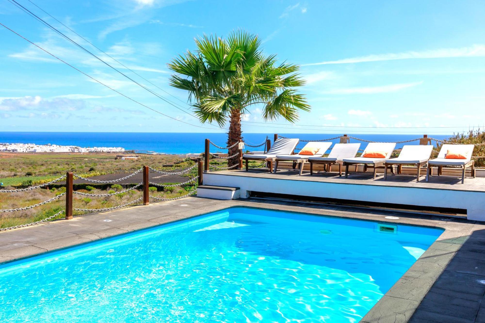Luxus Villa Mit 5 Schlafzimmern, Heated Pool, Ps4, Fitnessraum Tabayesco Luaran gambar