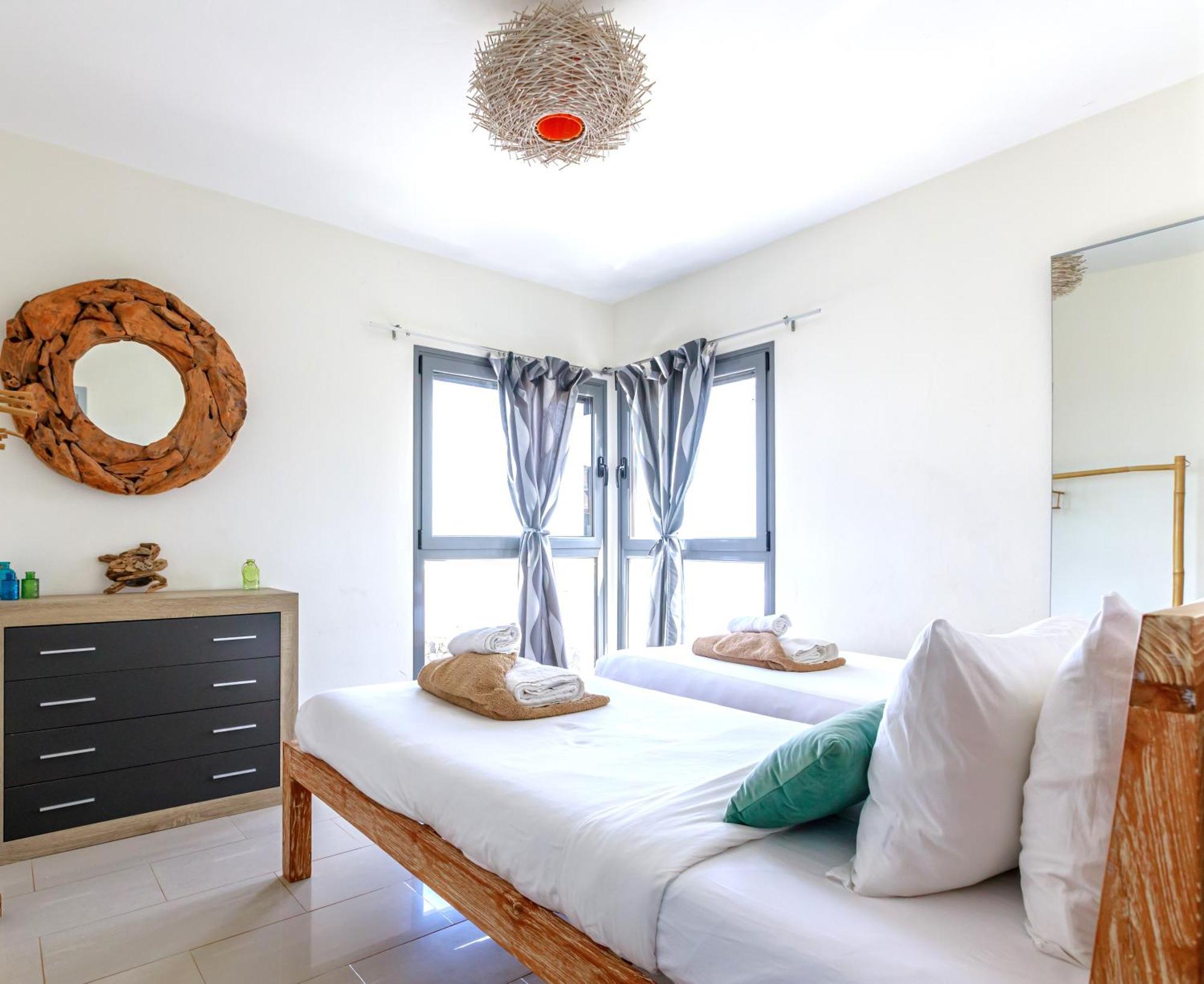 Luxus Villa Mit 5 Schlafzimmern, Heated Pool, Ps4, Fitnessraum Tabayesco Luaran gambar